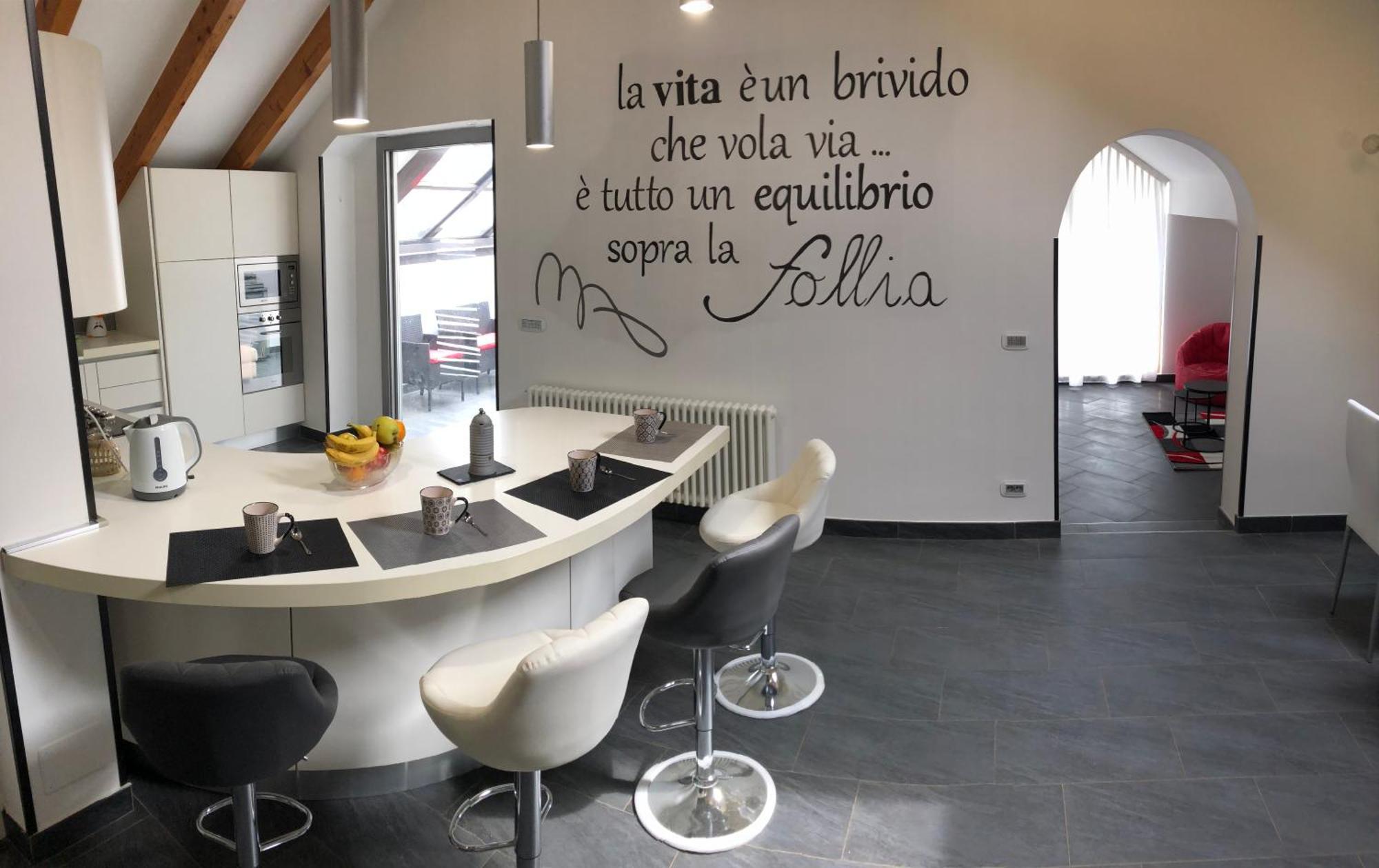Casa Sally San Michele allʼAdige Екстериор снимка